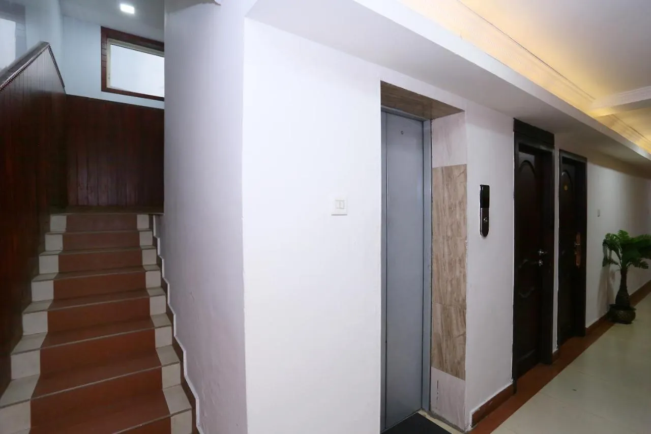 Szálloda Oyo 8331 Kodavath Residency Alwaye
